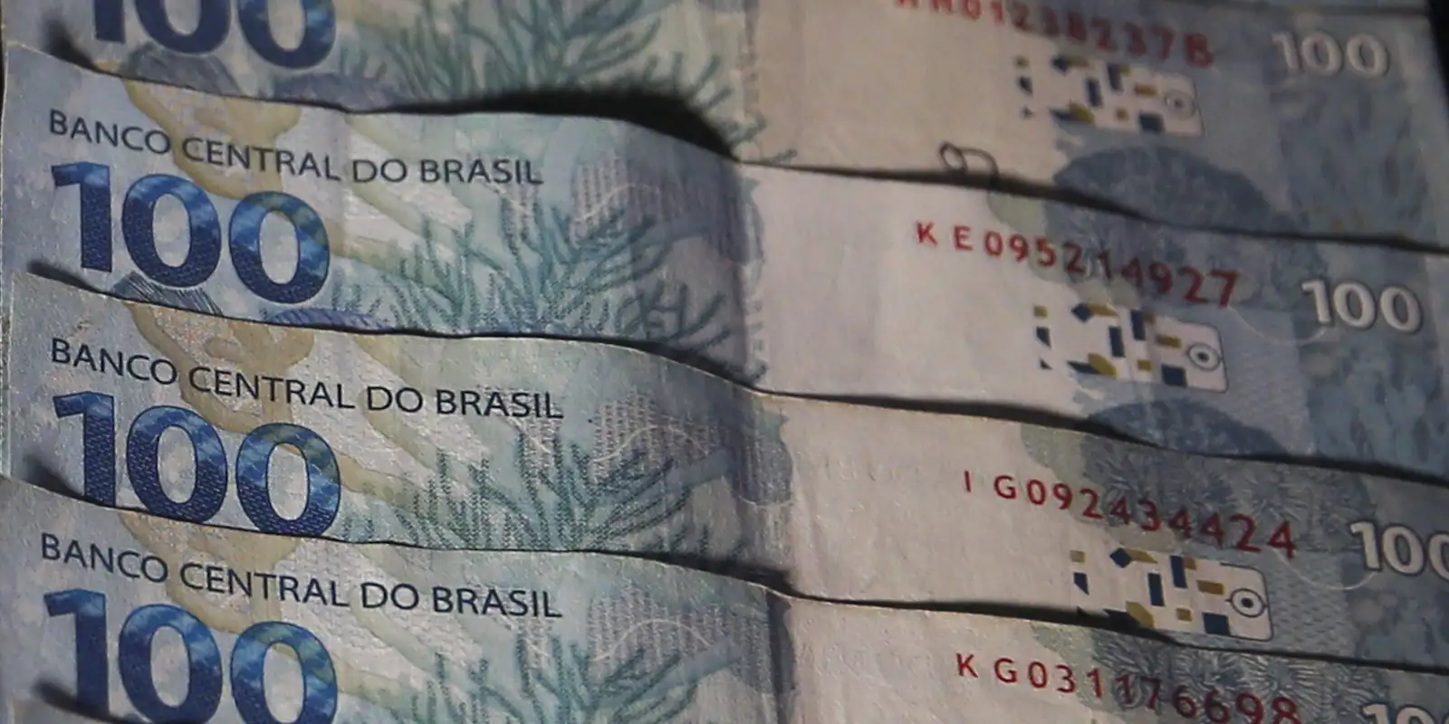 Não há imagem descrita no texto de origem.