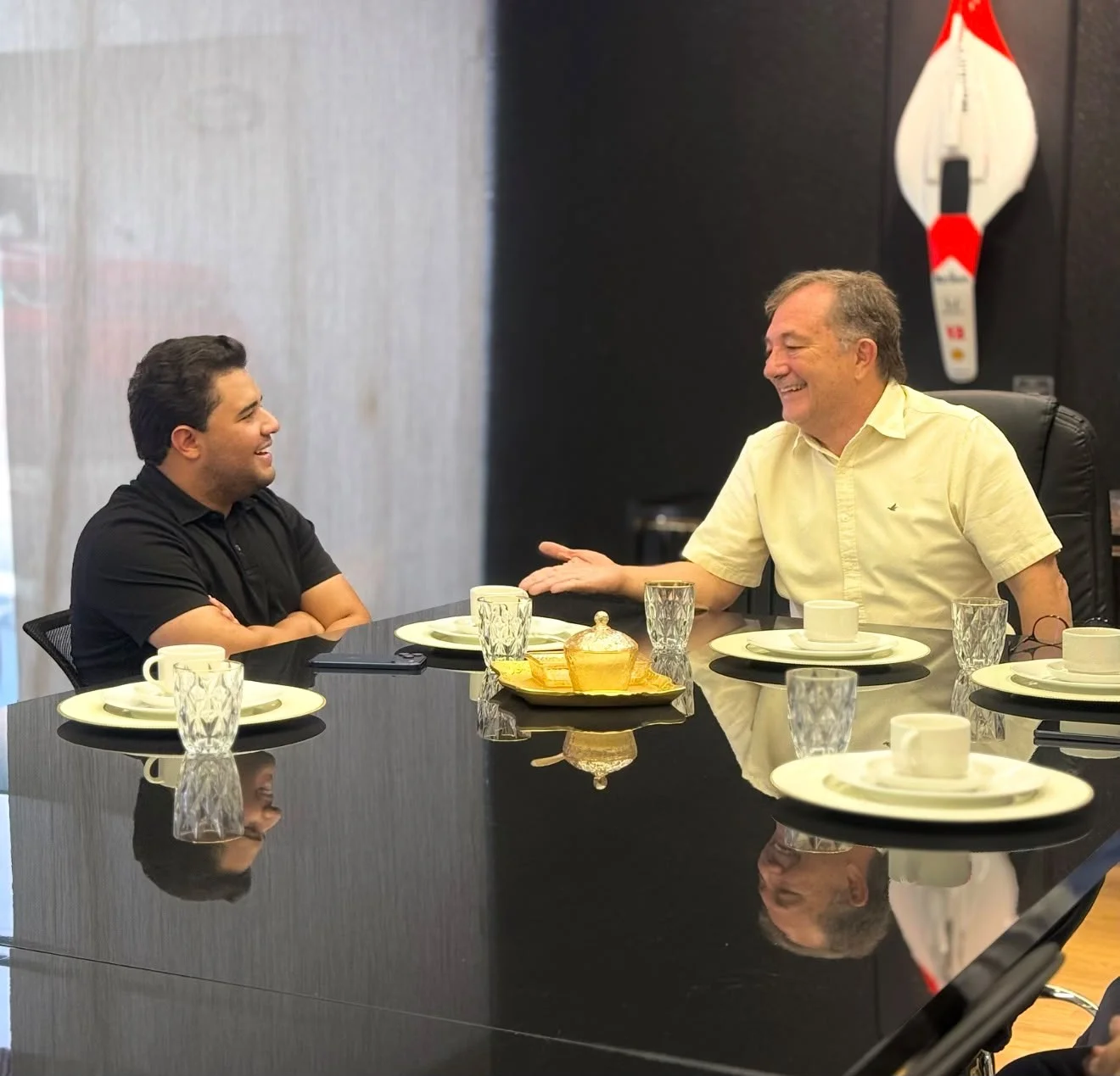Rafael Fernandes e Edmilson Júnior fortalecem diálogo sobre desenvolvimento e geração de oportunidades em Quixeramobim