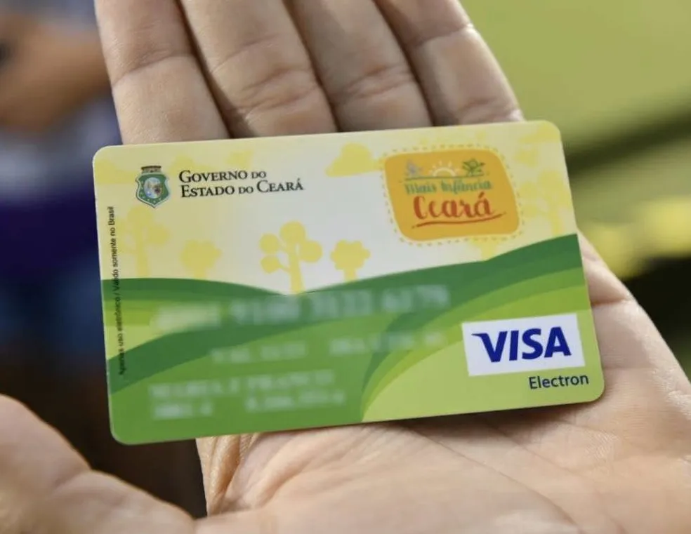 Quixeramobim orienta novas famílias contempladas pelo Cartão Mais Infância Ceará sobre entrega e saque do benefício
