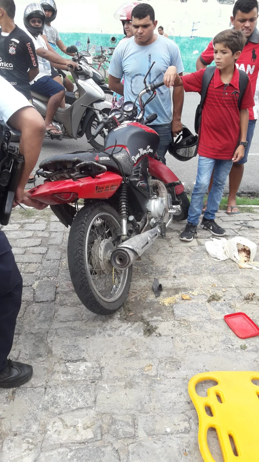 Assista o vídeo: Grave acidente de trânsito nas proximidades do 9° Batalhão de PM em Quixadá