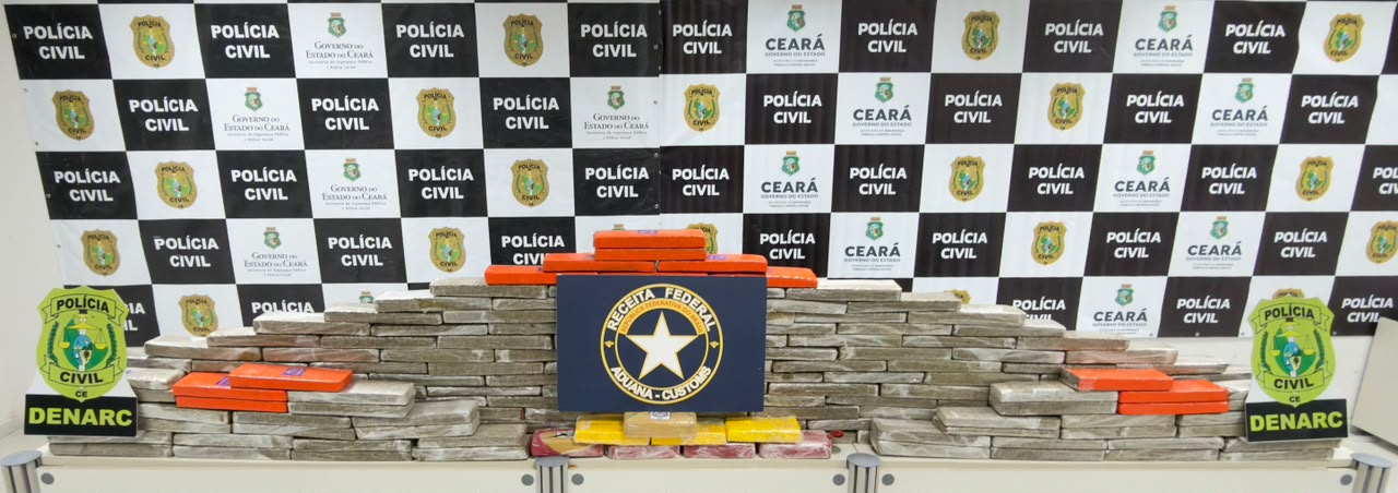 Polícia Civil e Receita Federal apreendem 146 kg de drogas e prendem dois suspeitos em Fortaleza
