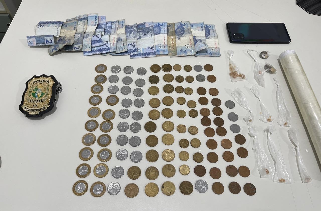 PCCE apreende adolescente por ato análogo ao crime de tráfico de drogas em Fortaleza